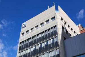 Edificio de los Mossos d'Esquadra en Barcelona, sede oficial del cuerpo policial de Cataluña